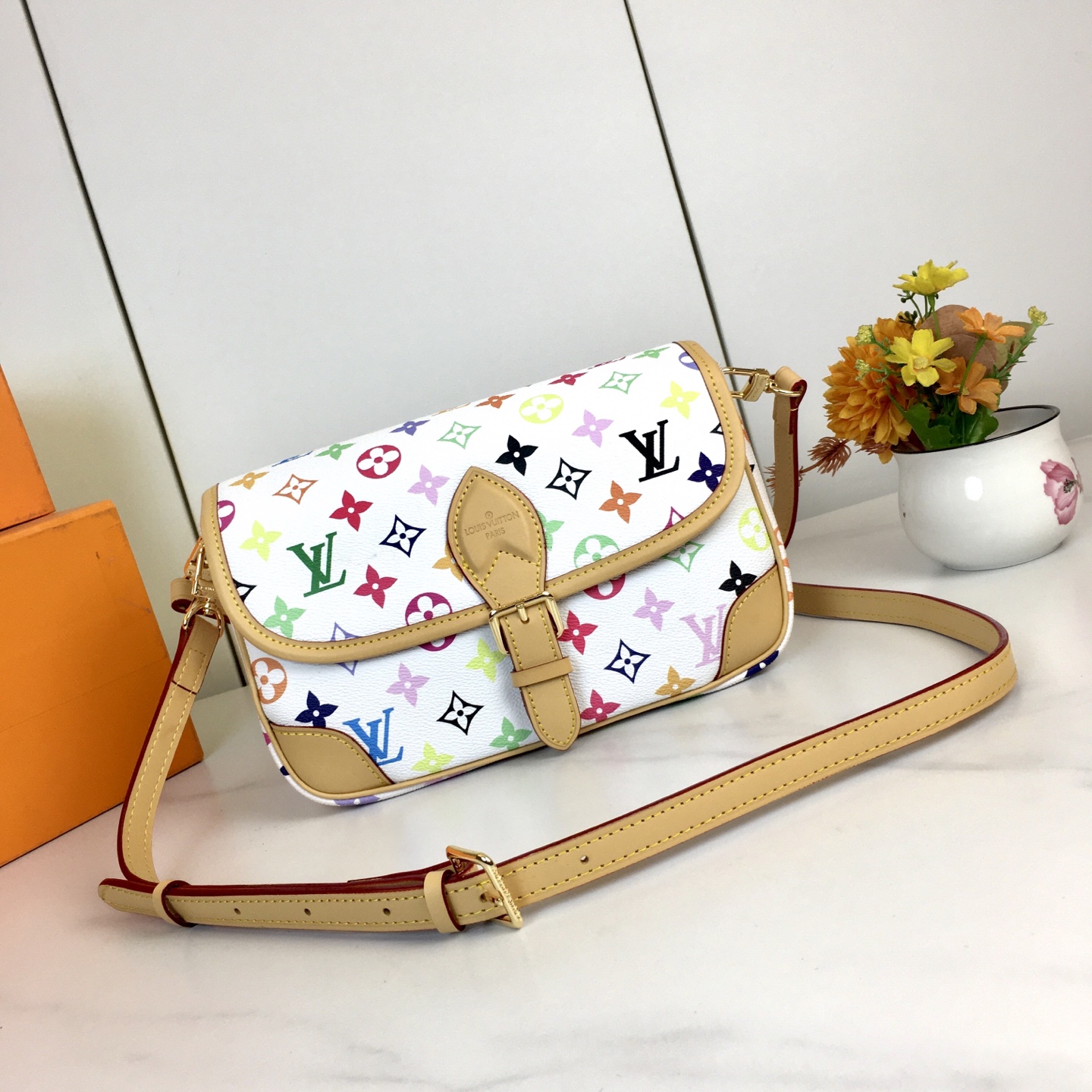 LV bag 164